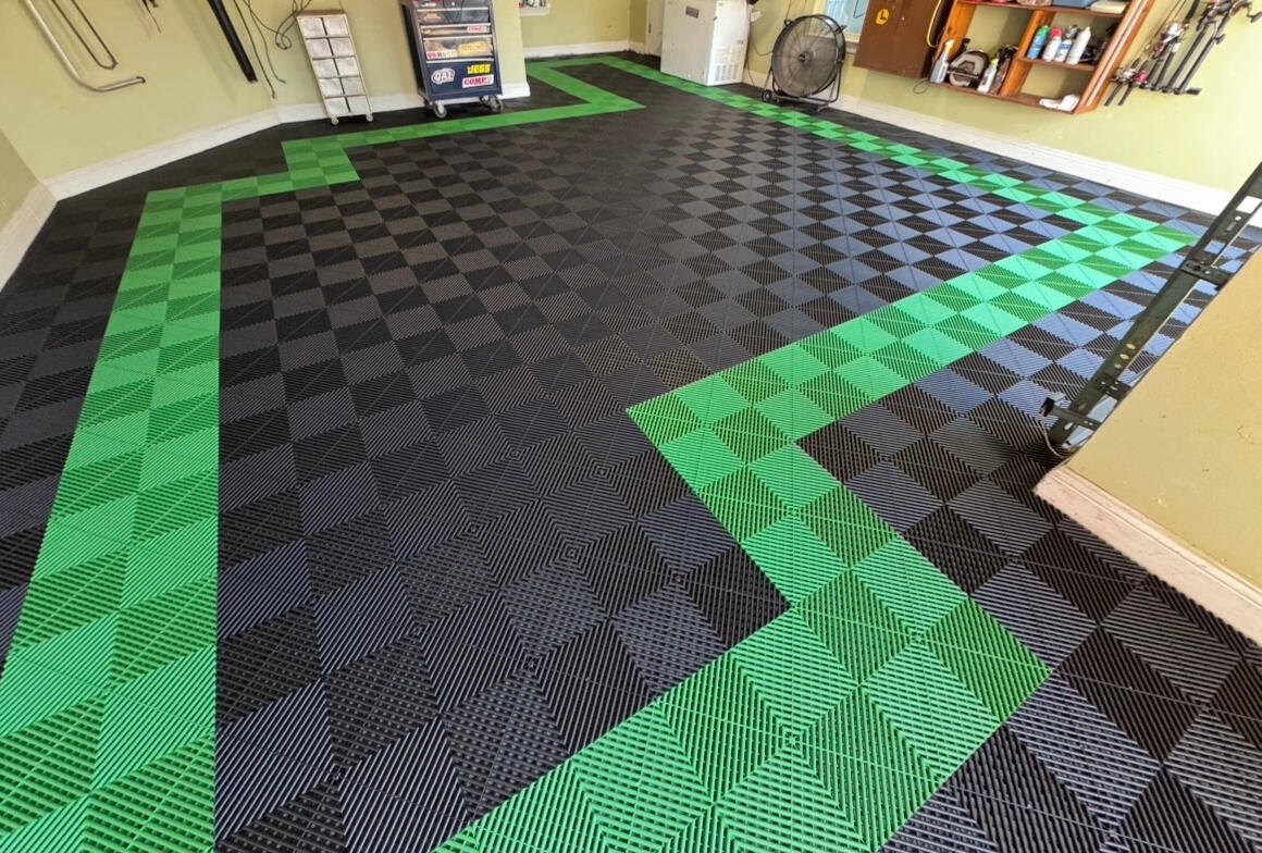 METRIC Modular Flooring logo